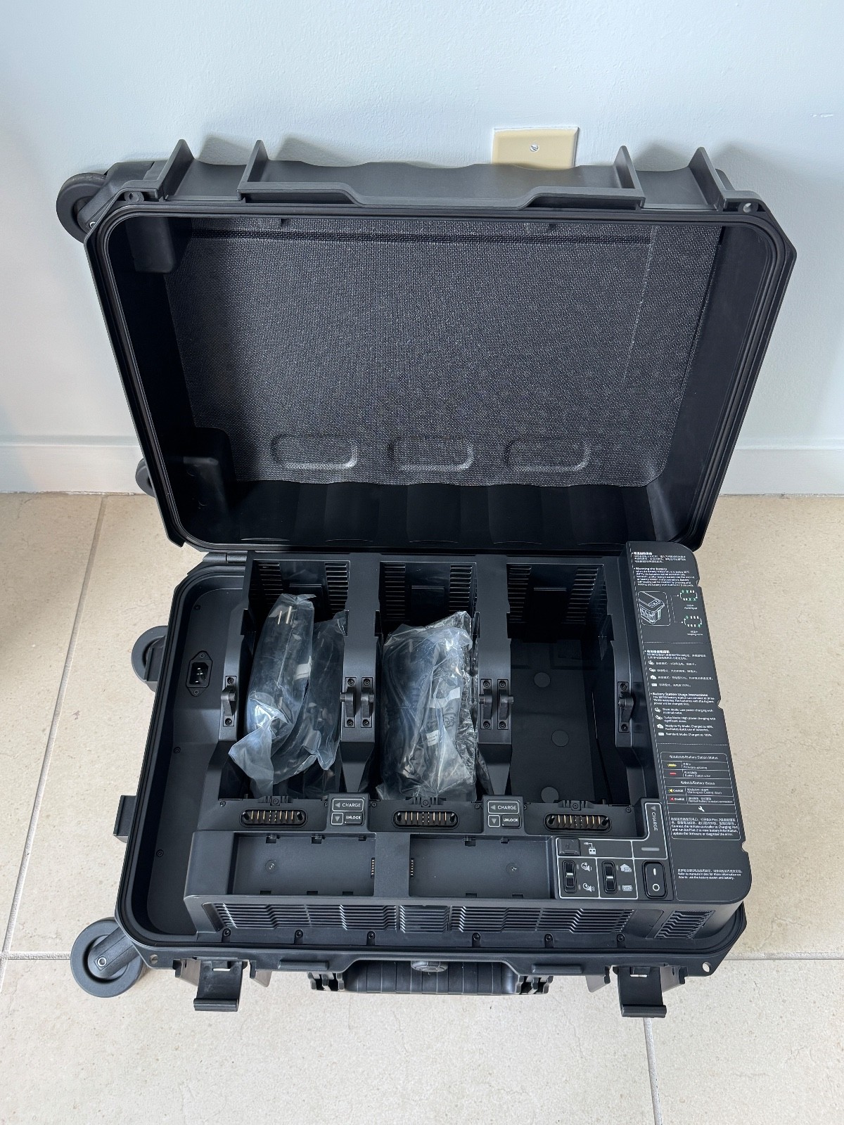 M400 + Battery + Charging Bundle — view 6